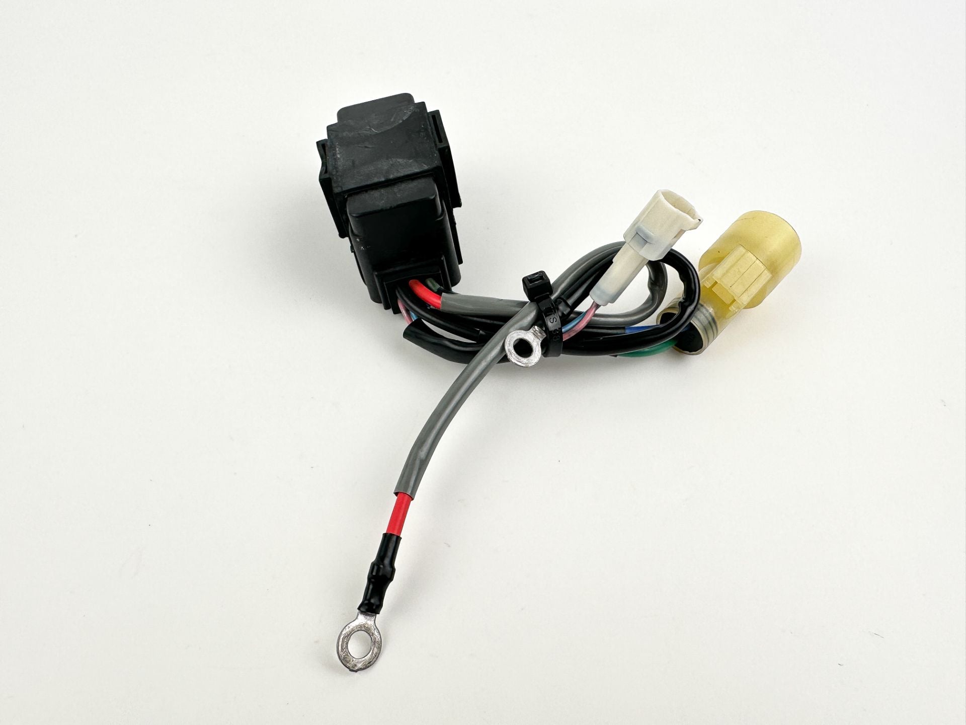 2012 Suzuki 140 HP 4 Stroke Outboard Trim Tilt Relay 38410-93J12 OEM