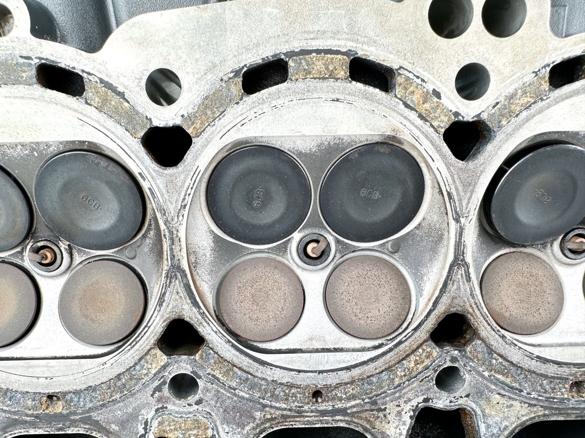 2014 Yamaha 200 HP 4 Stroke Outboard Cylinder Head 6DA-W009A-00-9S OEM