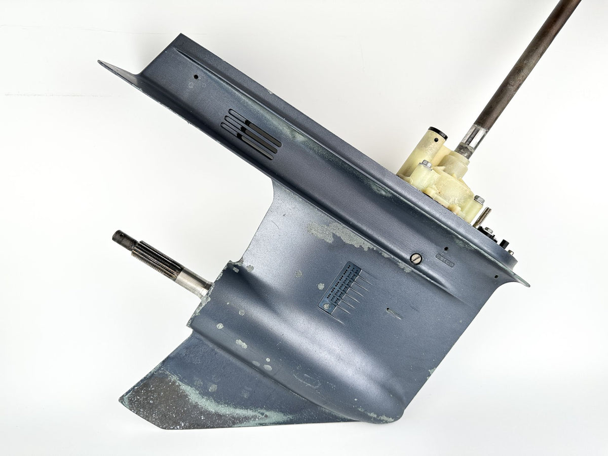 Yamaha 130HP 2 Stroke 25" XL Lower Unit Gear Case 6L6-45300-23-8D Left Hand Counter