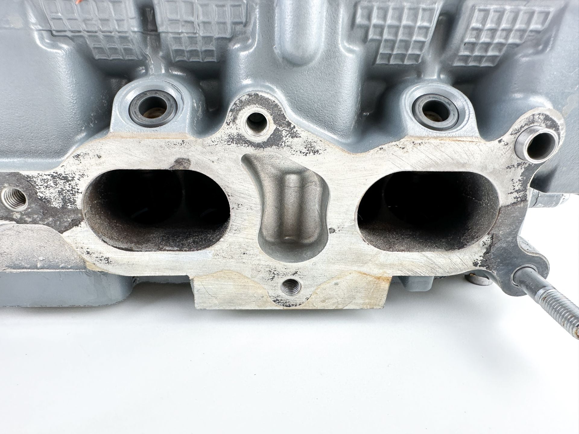 2005 Suzuki 115 HP 4 Stroke Outboard Cylinder Head 11100-90J11 OEM