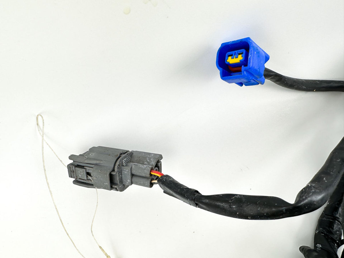 2004 Yamaha 150 HP 2 Stroke Outboard Engine Wire Harness 68F-82590-40-00 OEM