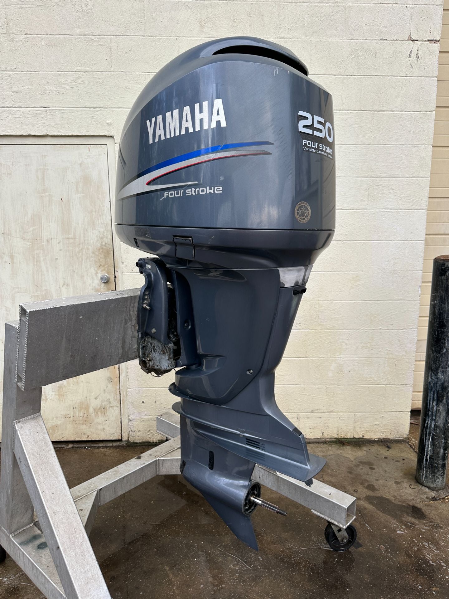 2007 Yamaha 250 HP 4 Stroke Outboard Outboard Engine Complete OEM