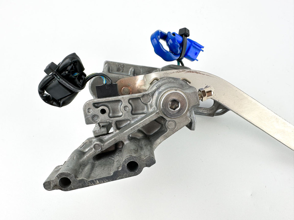 2018 Yamaha 150 HP 4 Stroke Outboard Shift Switch & Bracket 60V-8259F-00-00 OEM
