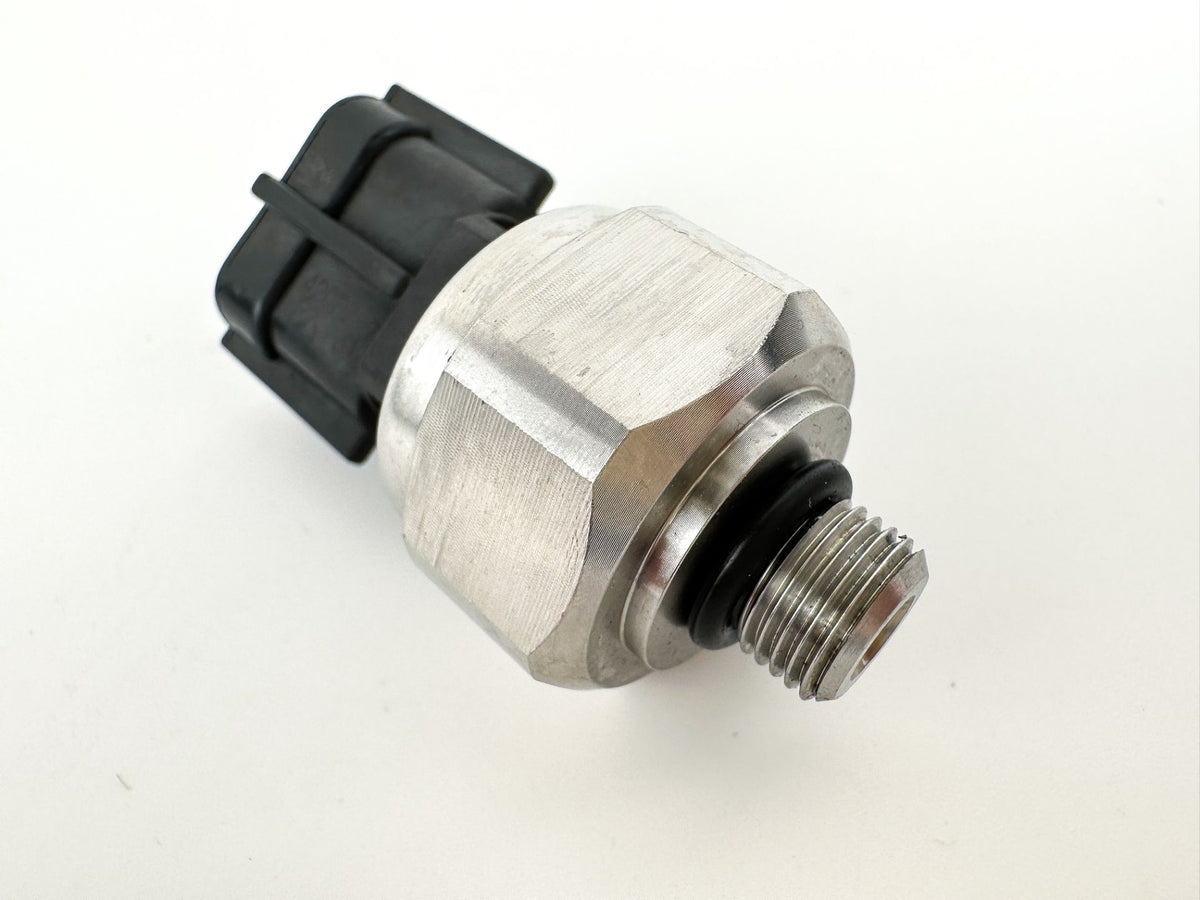 Yamaha 4 Stroke Outboard Oil Pressure Sender Sensor Unit 6AW-83651-00-00 - Tested