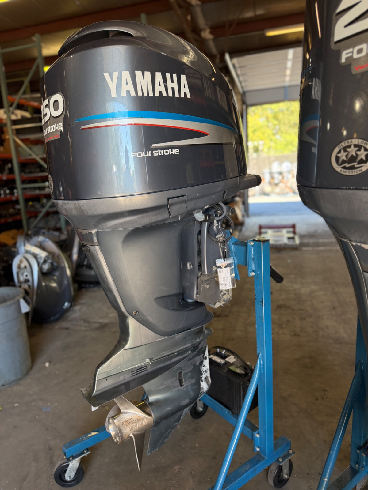 Twin 2007 Yamaha F250 250HP 4 Stroke Outboard Engines 25" - 205 Hours