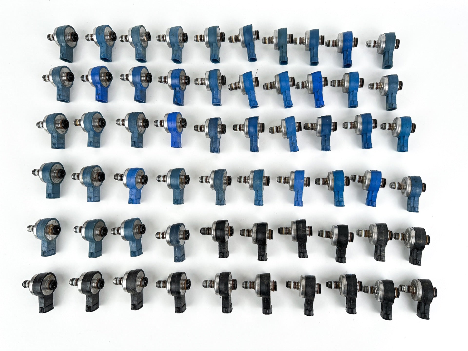 Lot of 60 Mercury Optimax Air Injectors OEM Used Untested Core Rebuild Parts