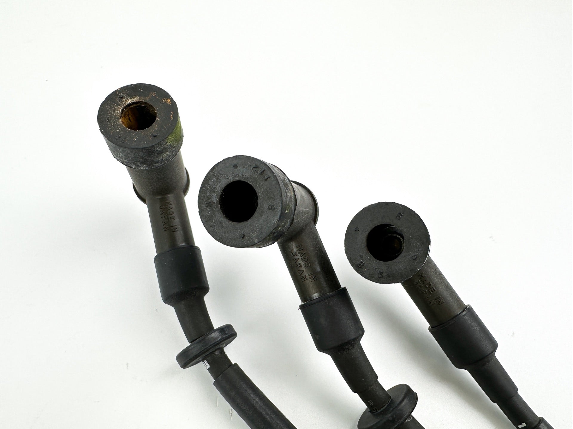 2002 Honda 50 HP 4 Stroke Outboard Ignition Coil Set 30511-ZV5-003 OEM