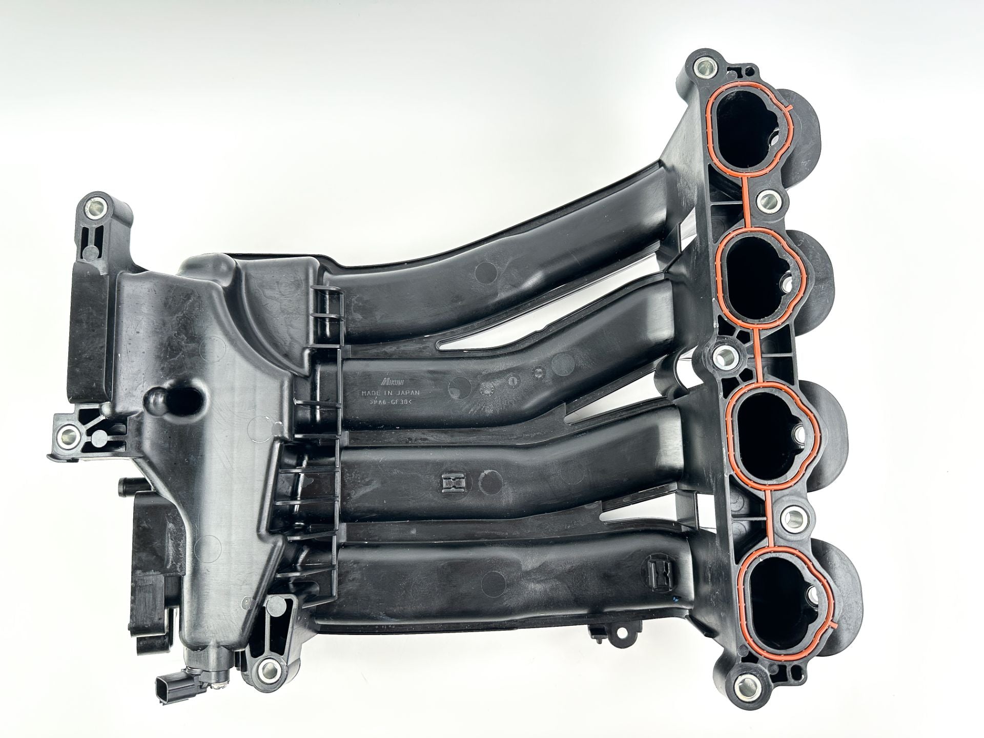 2012 Yamaha 115 HP 4 Stroke Outboard Intake Manifold 68V-W1364-10-00 OEM