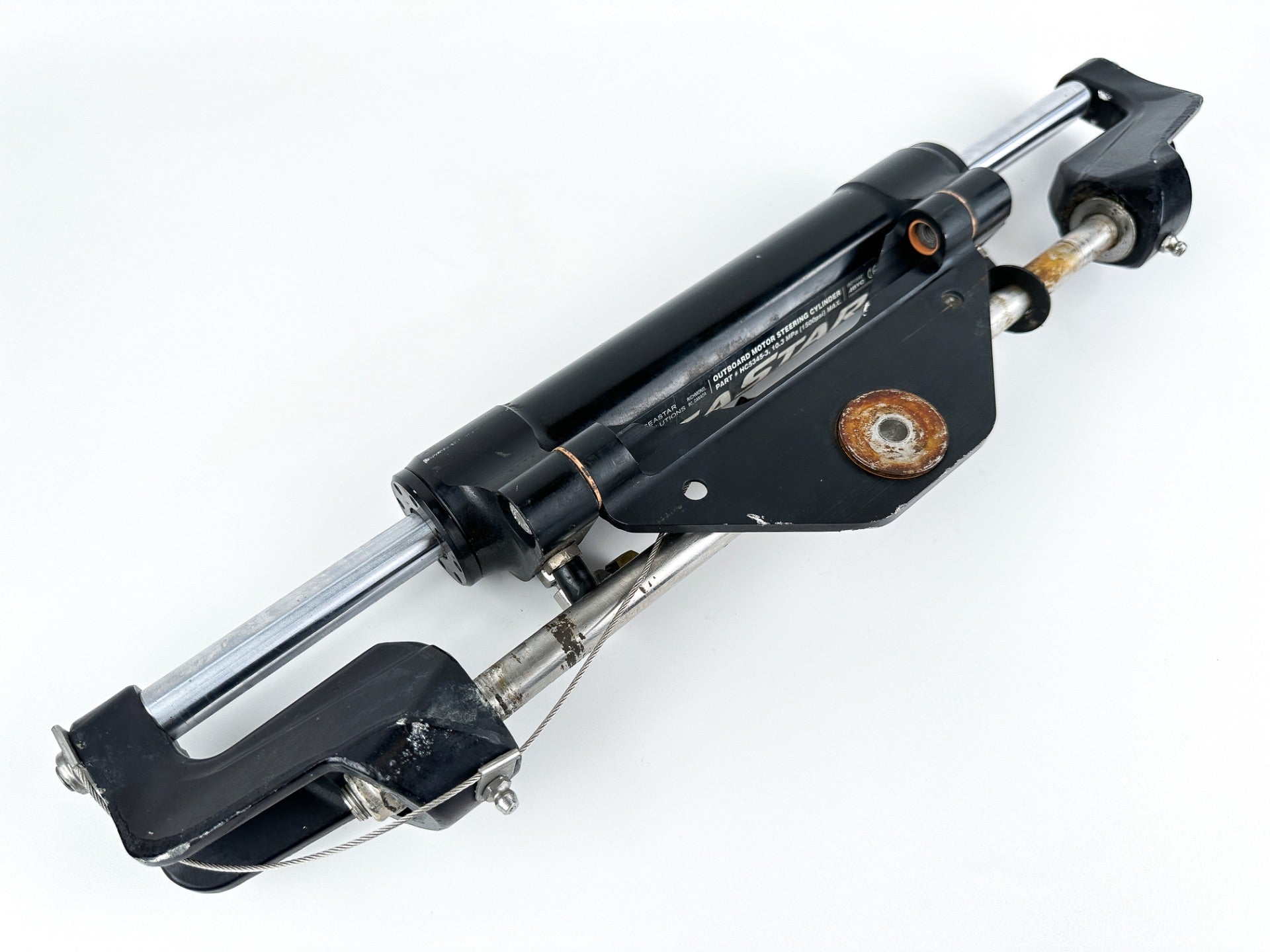 Seastar HC5345-3 Front Mount Pivoting Outboard Hydraulic Steering Cylinder