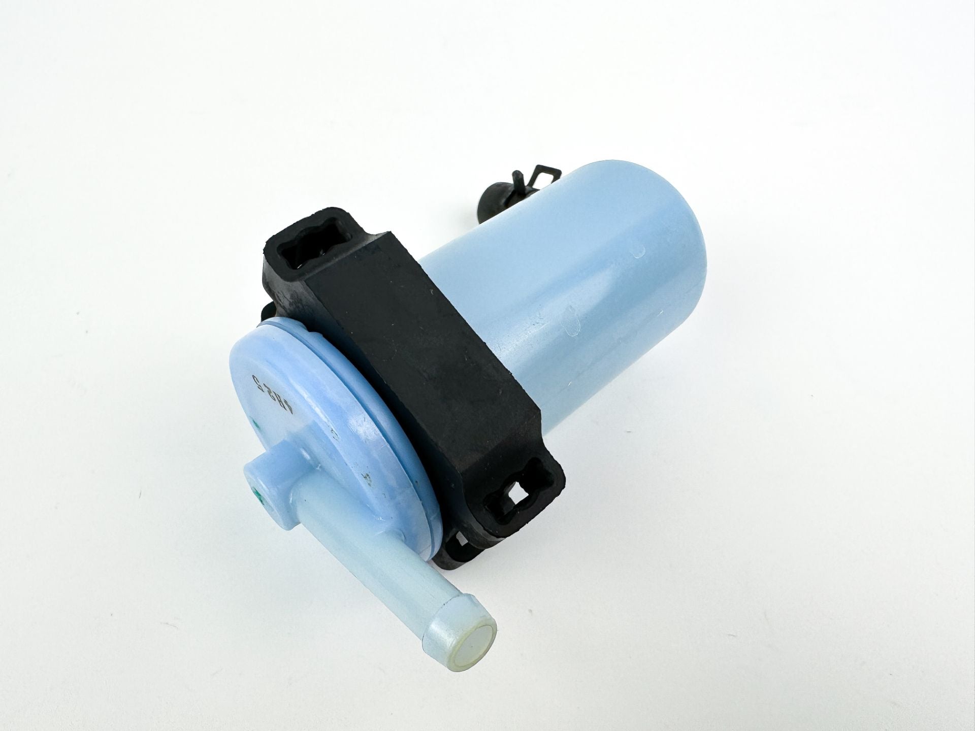 2016 Suzuki 175 HP 4 Stroke Outboard Fuel Filter Assembly 15410-96J00 OEM