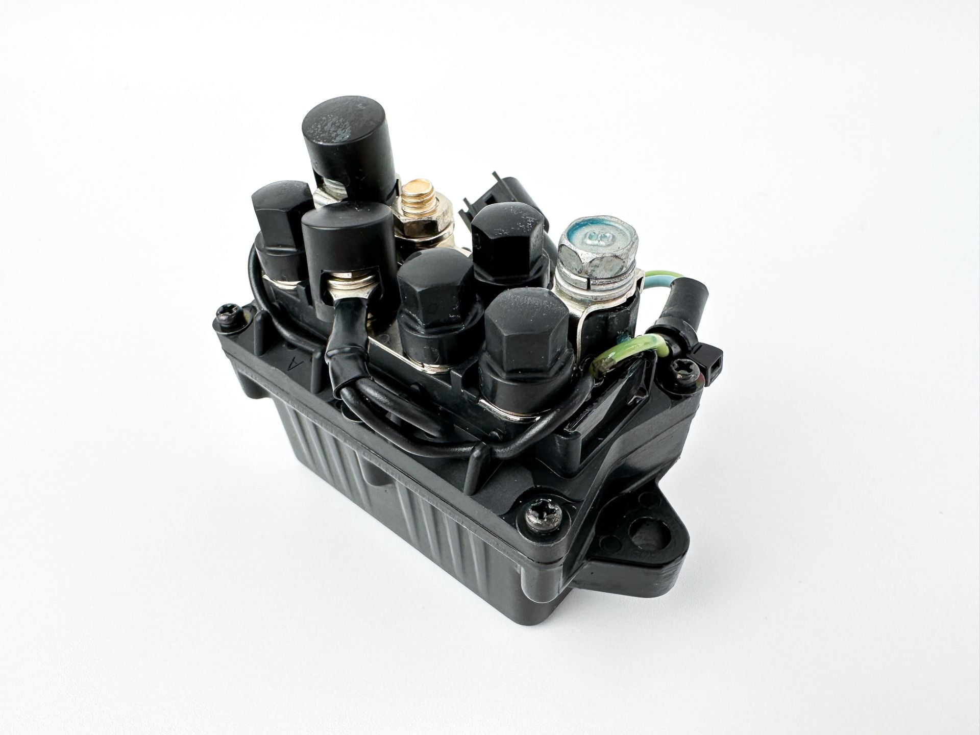 2009 Yamaha 225 HP 2 Stroke Outboard Trim Tilt Relay 60V-81950-00-00 OEM