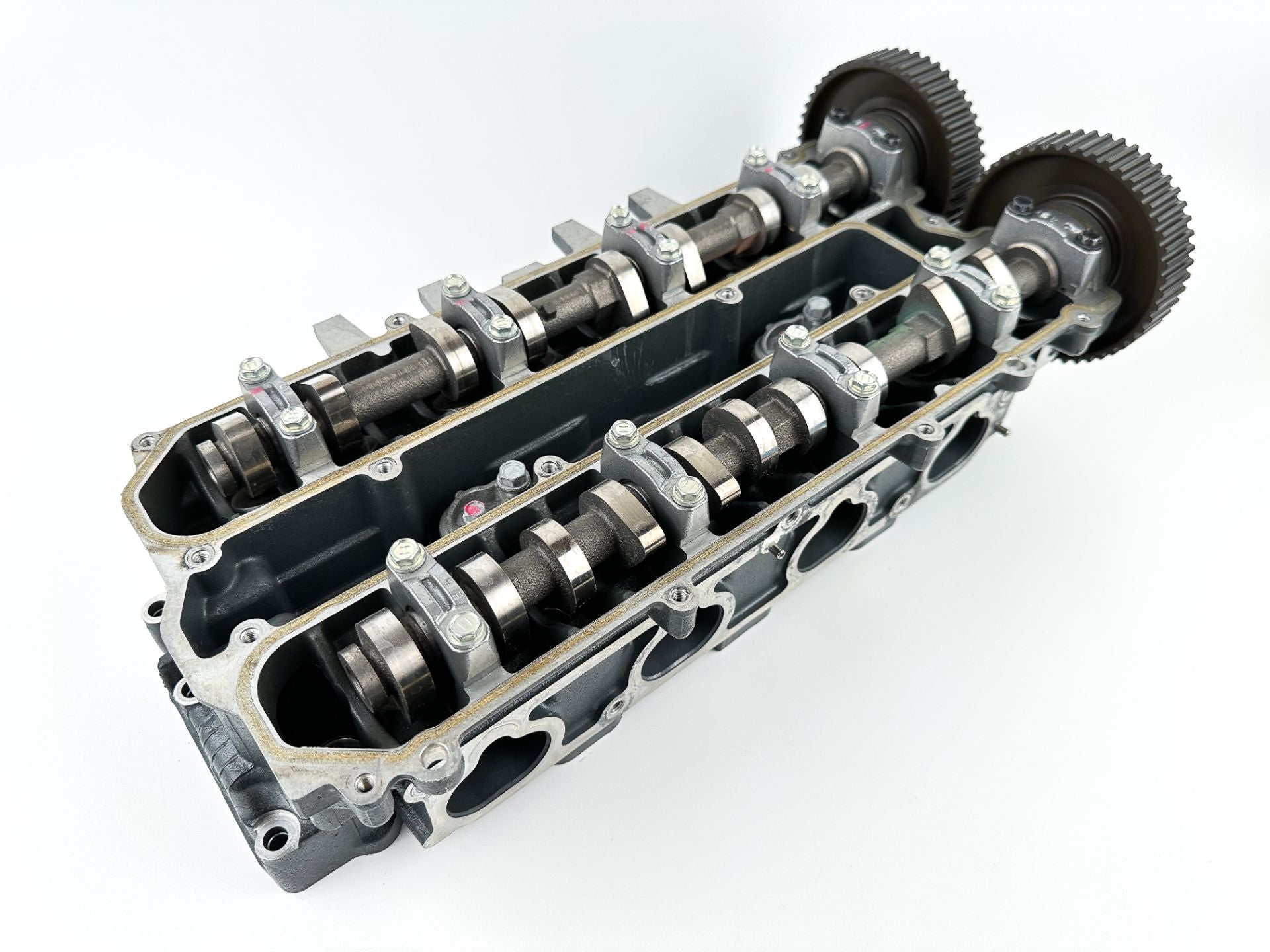2015 Yamaha 150 HP 4 Stroke Outboard Cylinder Head 63P-W009A-04-9S OEM