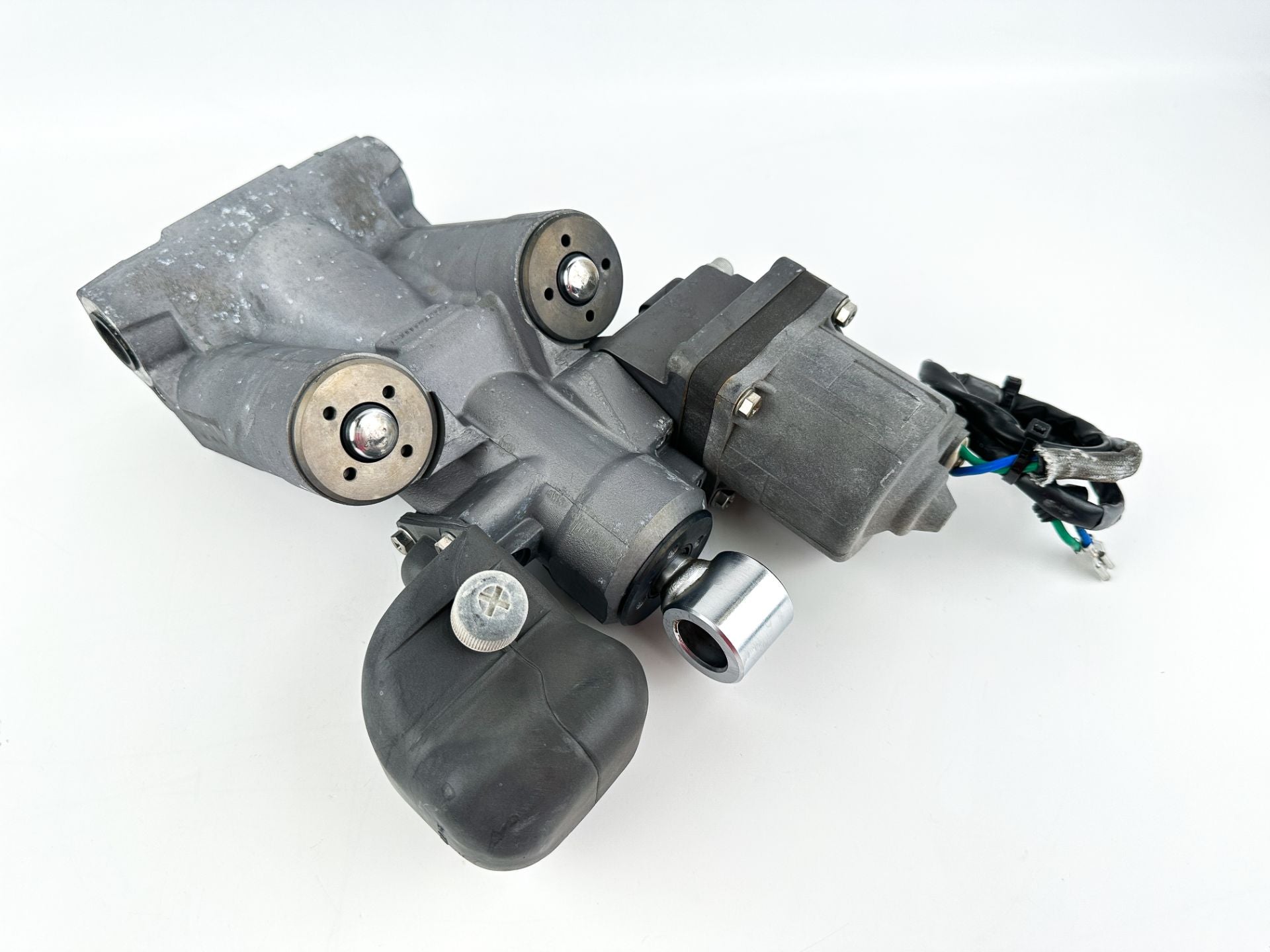 Honda BF 115 130 150 175 200 HP 4 Stroke Outboard Power Trim Tilt Unit 56000-ZY3-063 OEM