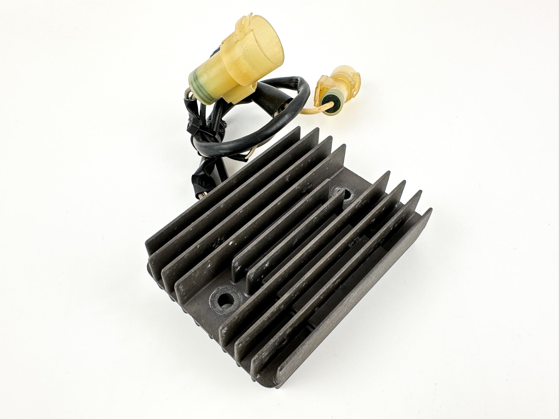 2002 Honda 90 HP 4 Stroke Outboard Rectifier & Regulator 31750-ZW1-003 OEM