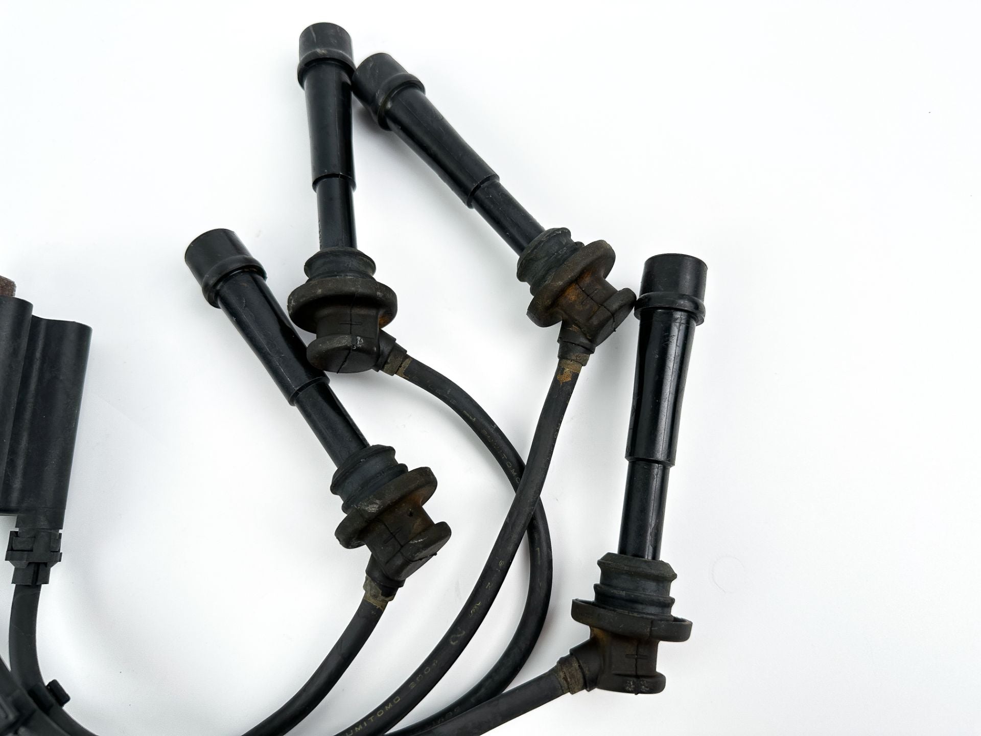 2005 Suzuki 140 HP 4 Stroke Outboard Ignition Coil Set 33410-90J00 OEM