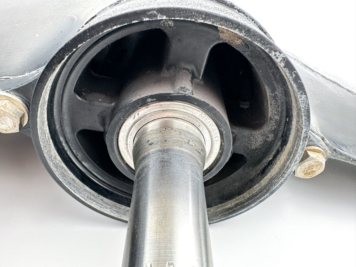 1991 Mercury 75 HP 2 Stroke Outboard 20" Lower Unit Gear Case 9011A7 3 Jaw