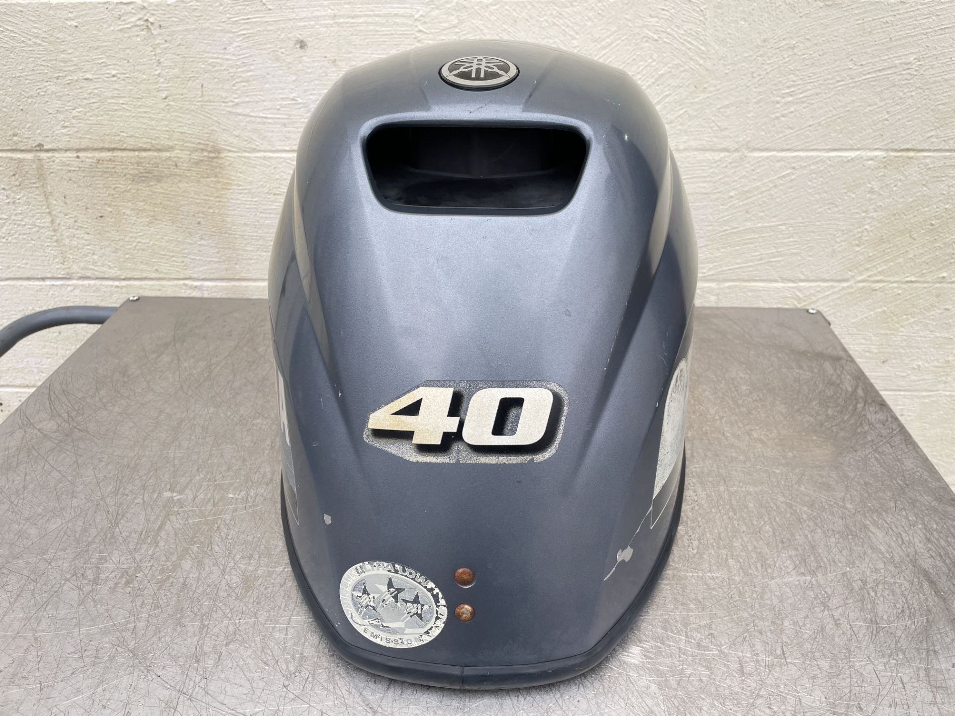 2014 Yamaha 40 HP 4 Stroke Outboard Top Cowling 6BG-42610-02-00 OEM