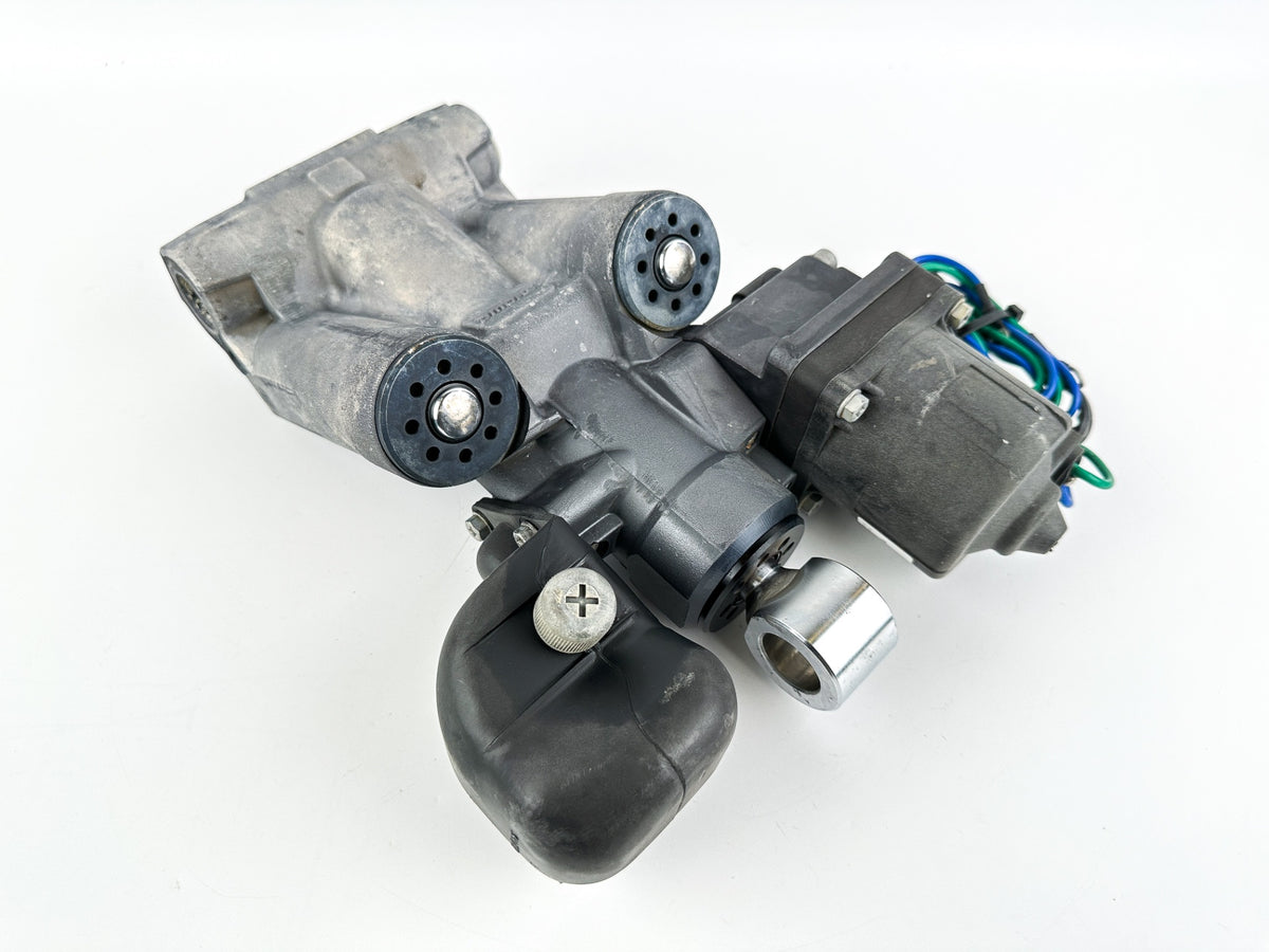 Yamaha 150HP Outboard Engine Power Trim & Tilt Unit Assembly - Tested