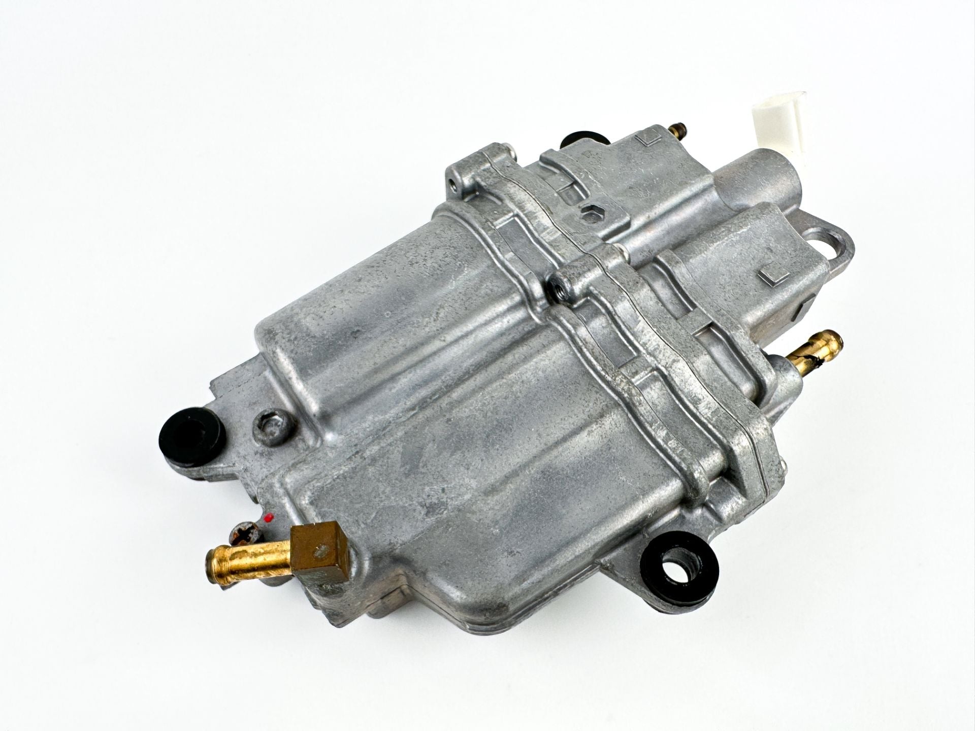2009 Suzuki 90 HP 4 Stroke Outboard Vapor Separator Tank VST 15600-87L00 OEM