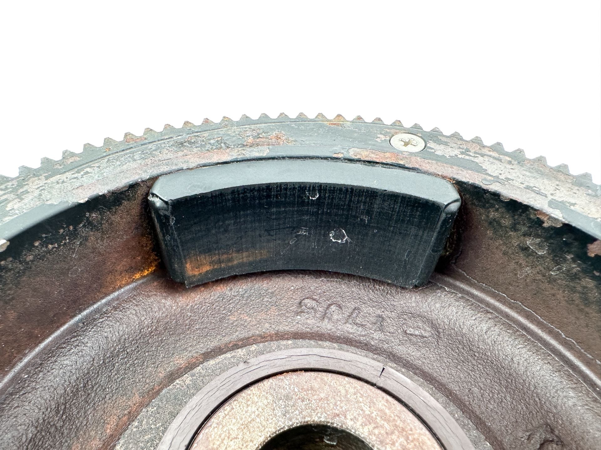 1996 Mercury 25 HP 2 Stroke Outboard Flywheel 818354A2 OEM