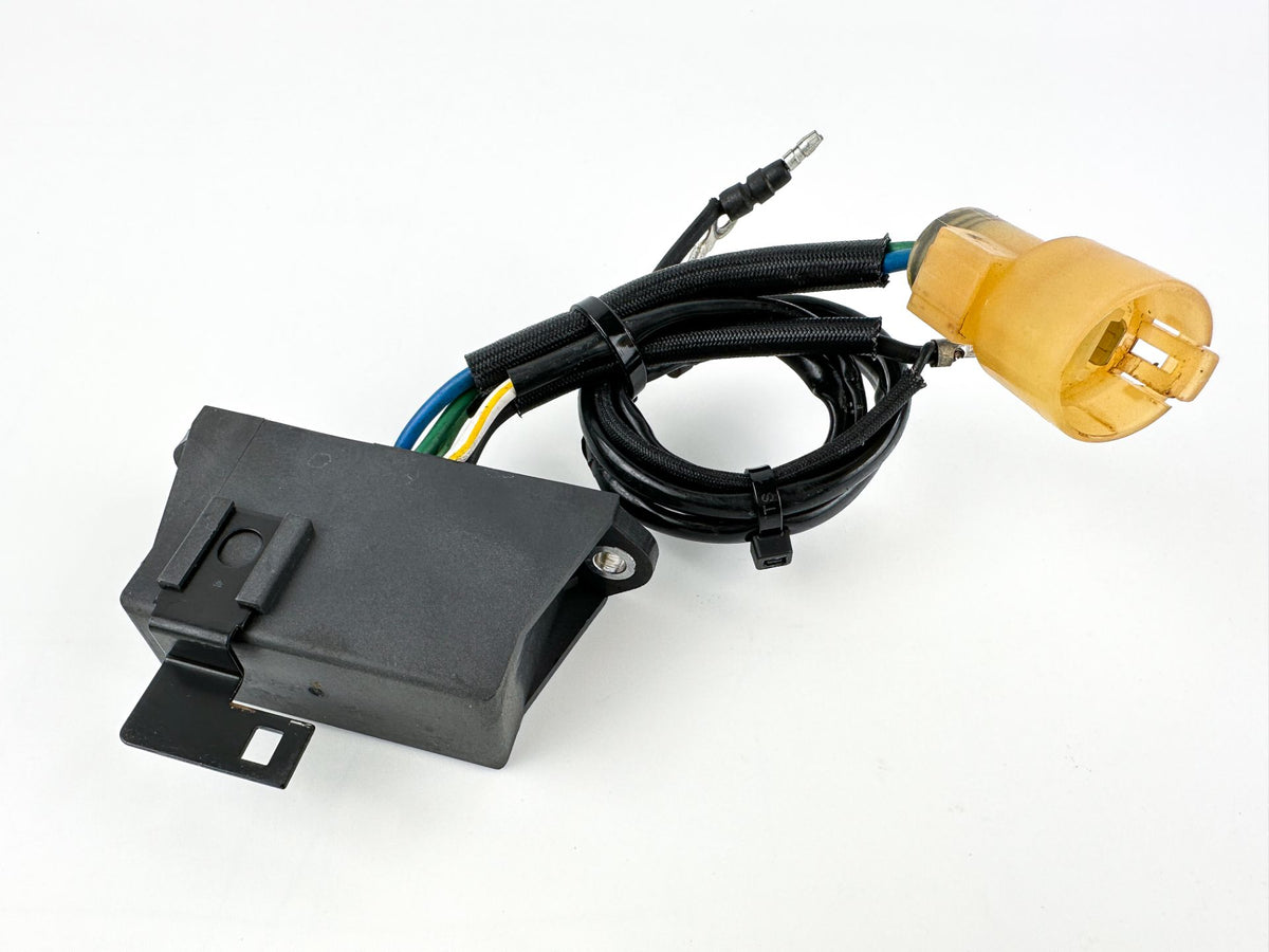 1996 Honda 50 HP 4 Stroke Outboard Trim Tilt Relay 38550-ZV5-822 OEM