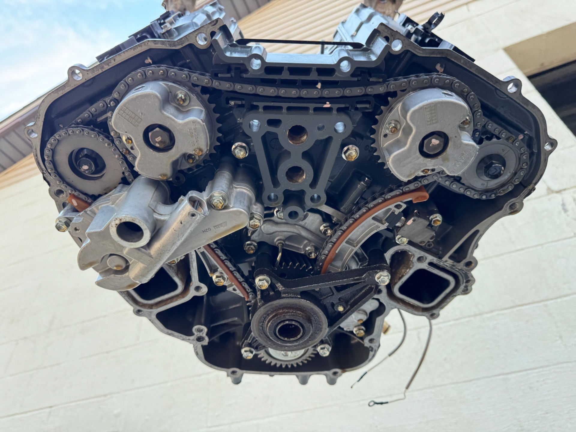 2010 Suzuki 250 HP 4 Stroke Outboard Engine Powerhead Assembly 189 Hours