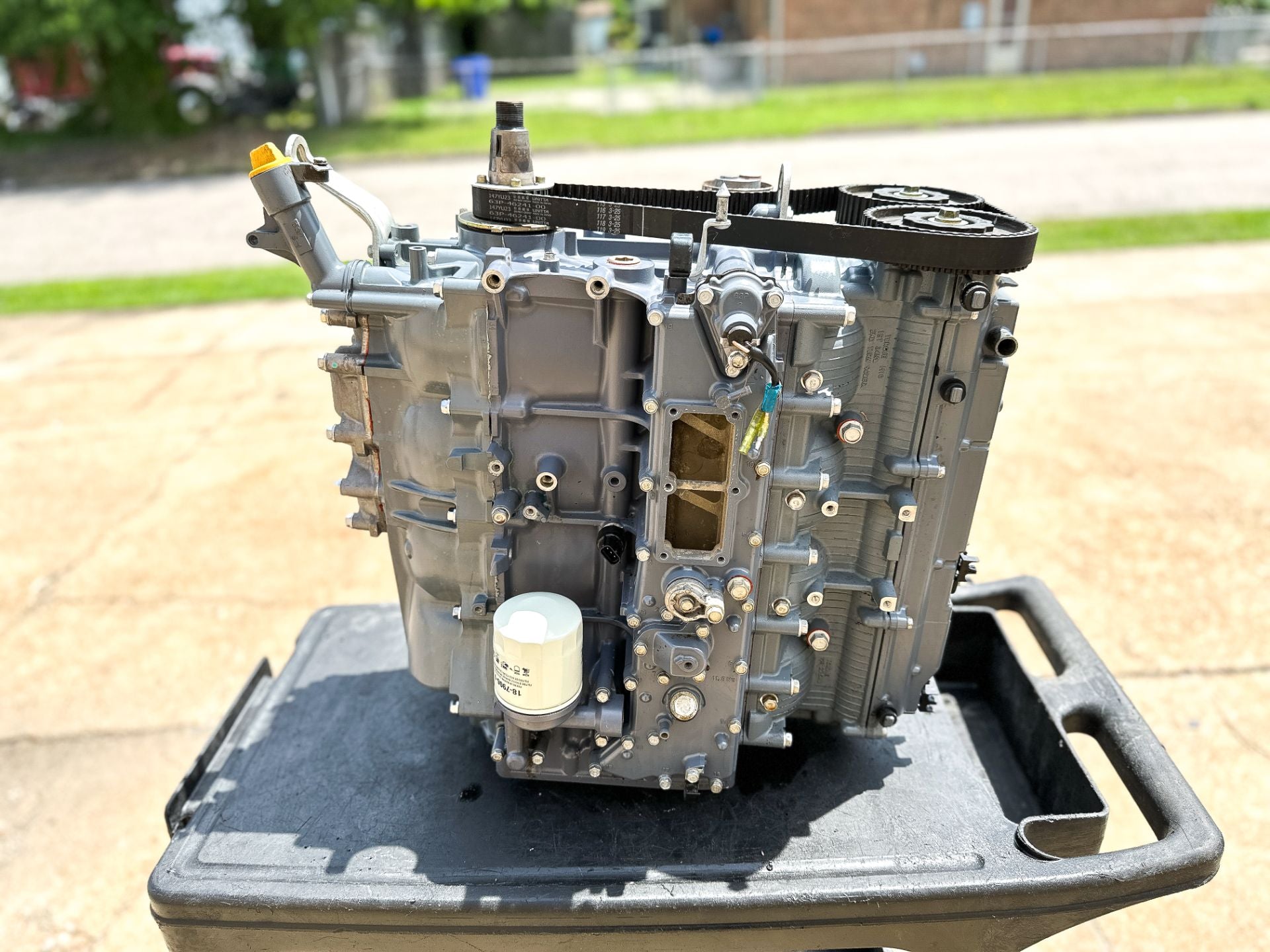 2004 Yamaha 150 HP 4 Stroke Outboard Powerhead 63P-W009B-00-1S OEM