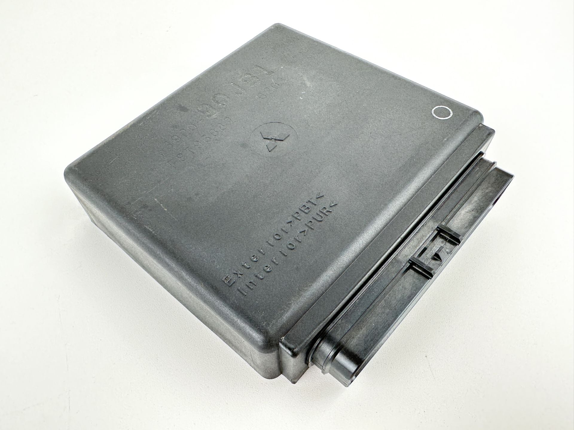 2006 Suzuki 90 HP 4 Stroke Outboard Engine Control Unit ECU 33920-90J9