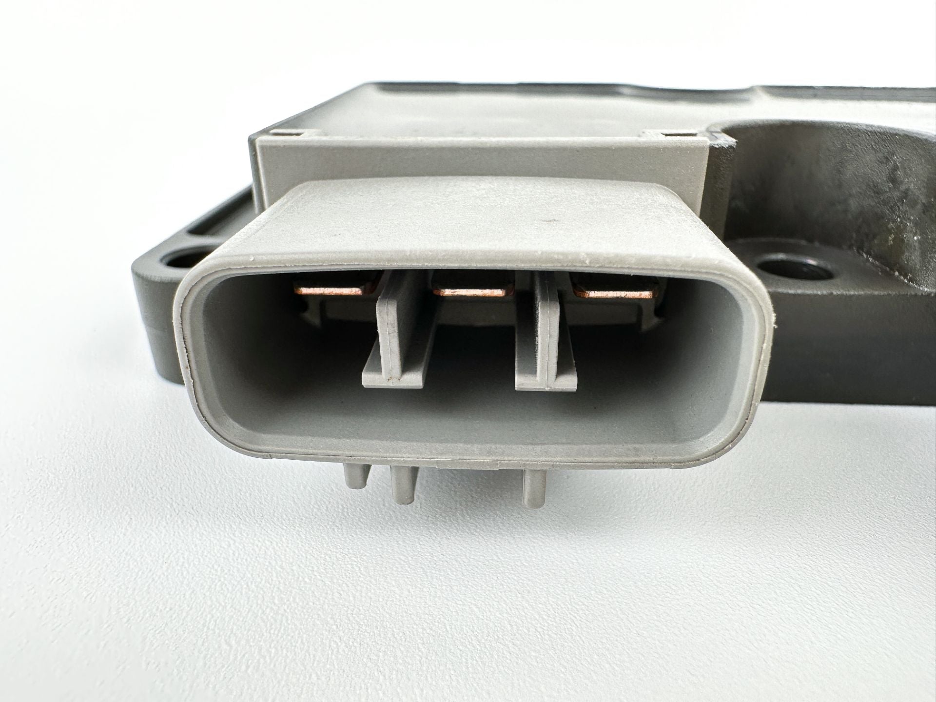 2018 Suzuki 200 HP 4 Stroke Outboard Rectifier & Regulator 32800-96J00 OEM