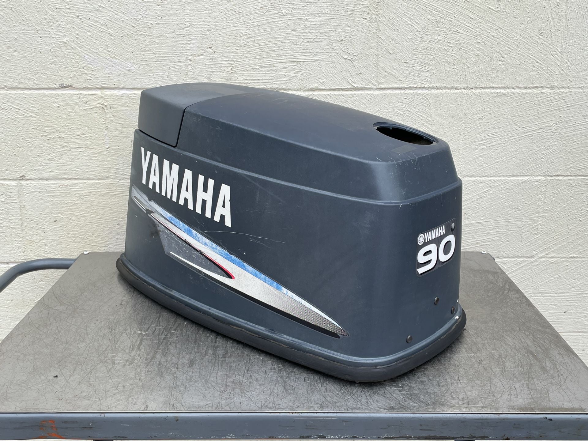 2002-2009 Yamaha 90HP 2 Stroke Top Cover Cowling Hood Cracked