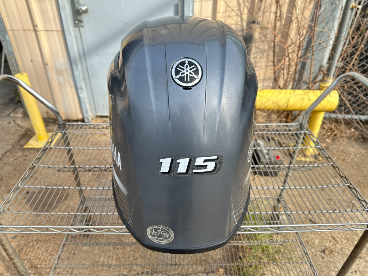 2019 Yamaha 115 HP 4 Stroke Outboard Top Cowling 6EM-81800-01-00 OEM