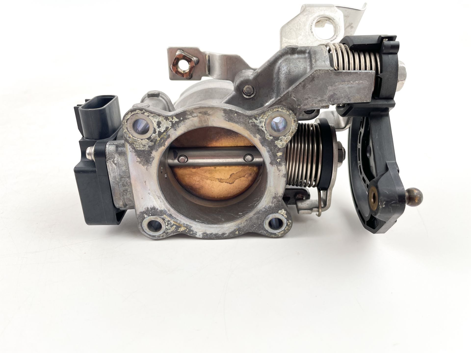 2013 Suzuki 60 HP 4 Stroke Outboard Throttle Body Assembly 13300-88L00 OEM