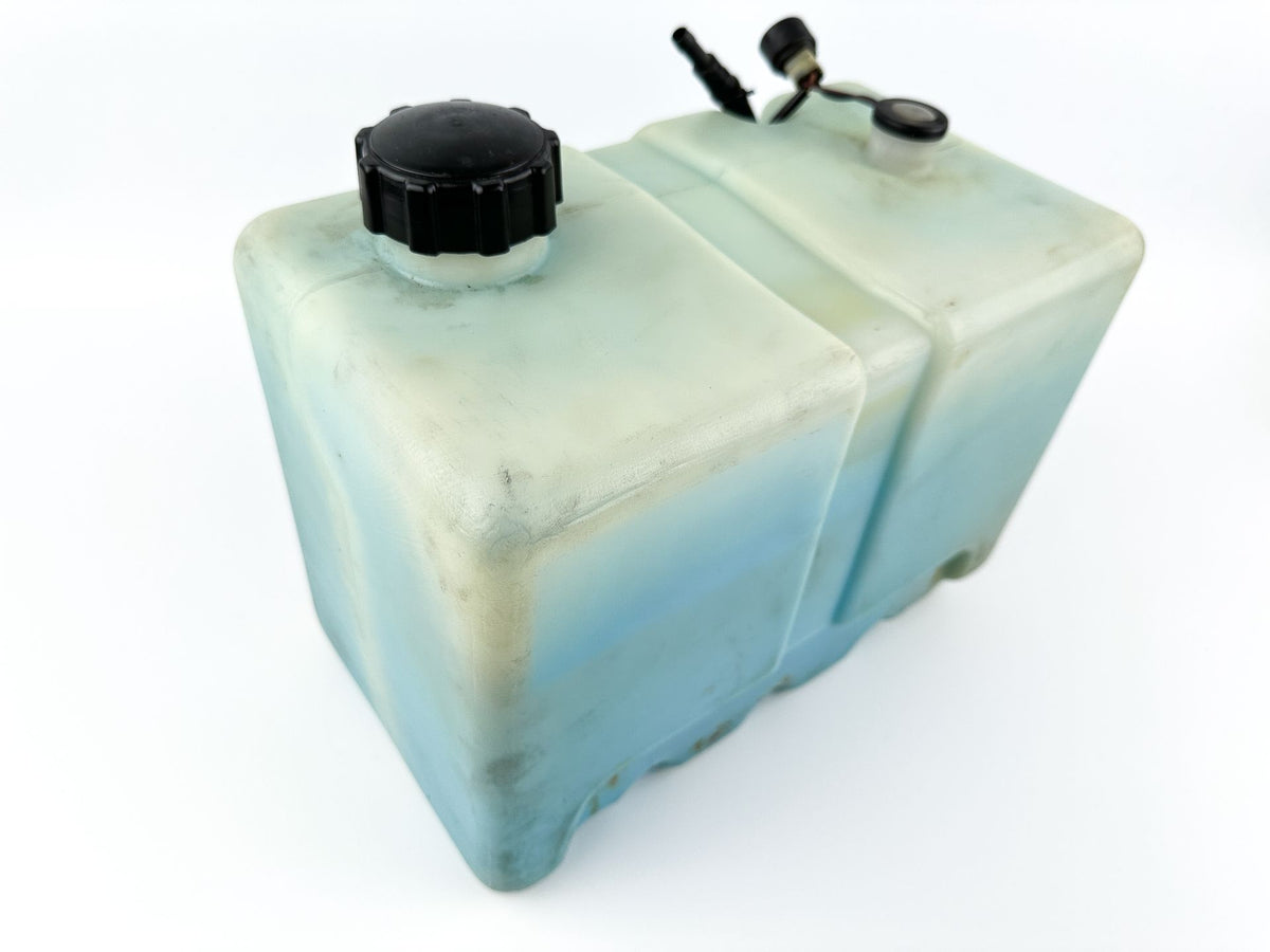 Yamaha Outboard Remote Oil Tank 2.8 Gallons 10.5L W/ Pump & Sensor