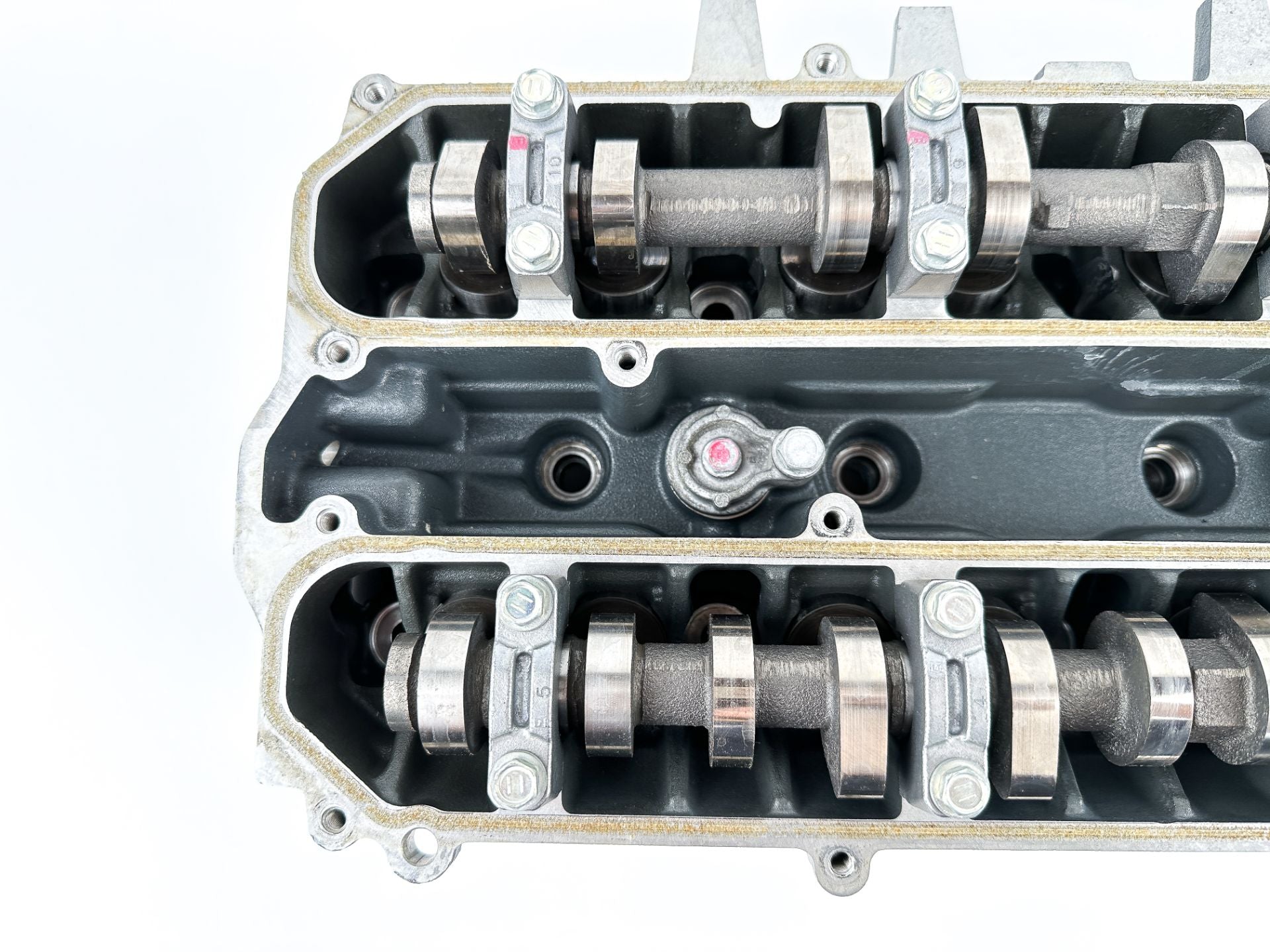 2015 Yamaha 150 HP 4 Stroke Outboard Cylinder Head 63P-W009A-04-9S OEM