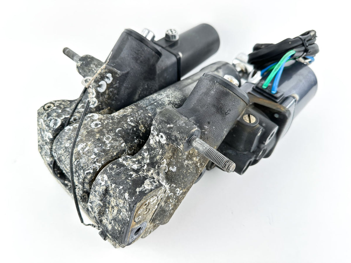 Yamaha V8 F 300 350 HP Outboard Power Trim Tilt Unit 6AW-43800-05-00