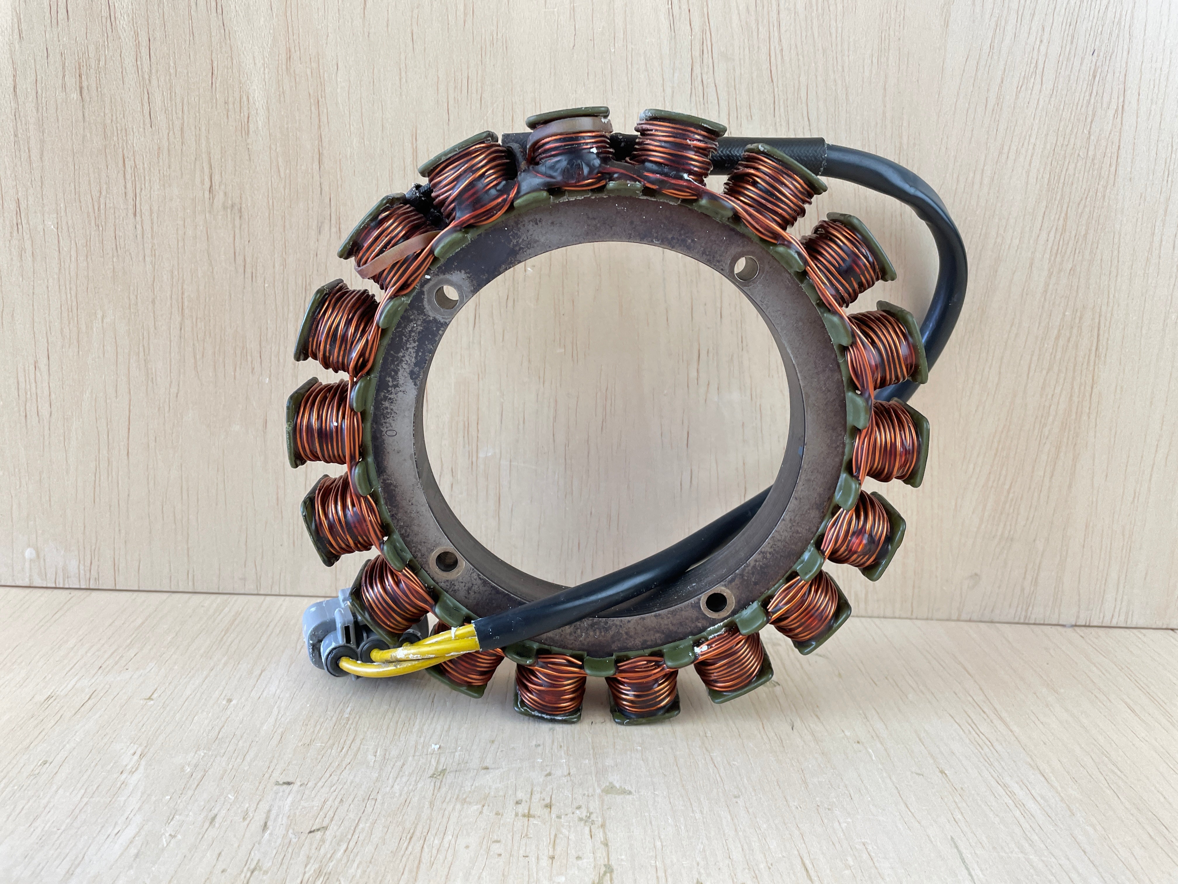 2014 Suzuki 150HP DF140 4 Stroke Outboard Stator Coil Charging Assembly 32120-96J00