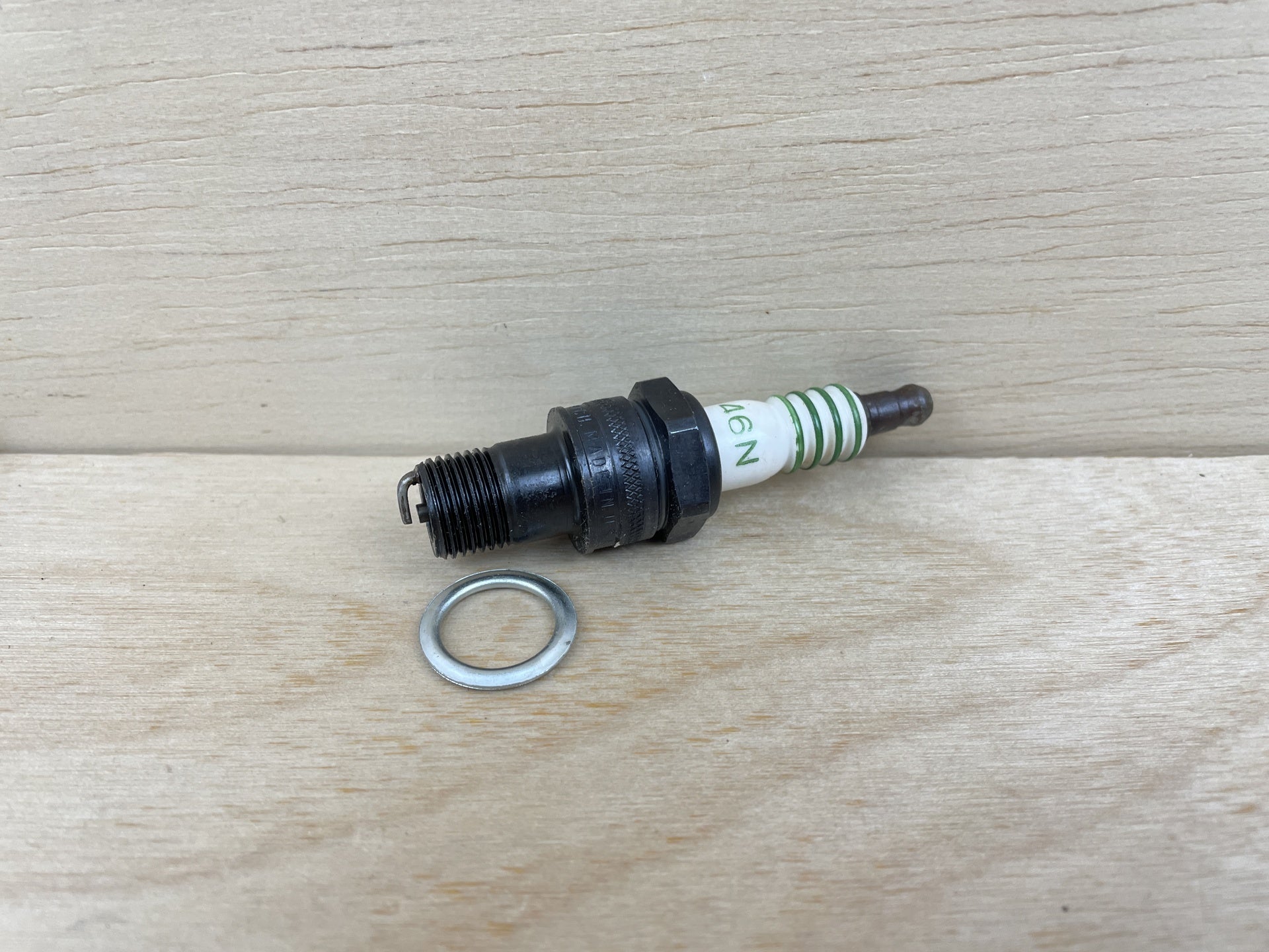 AC GM 46N Spark Plug Brand New OEM NOS