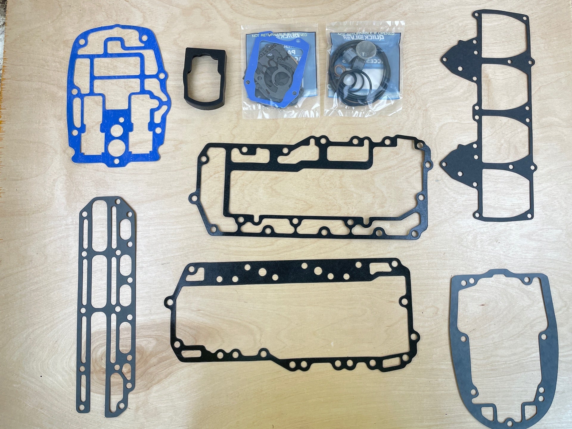 Mercury Quicksilver Powerhead Gasket Kit 27-64203A75 Brand New OEM