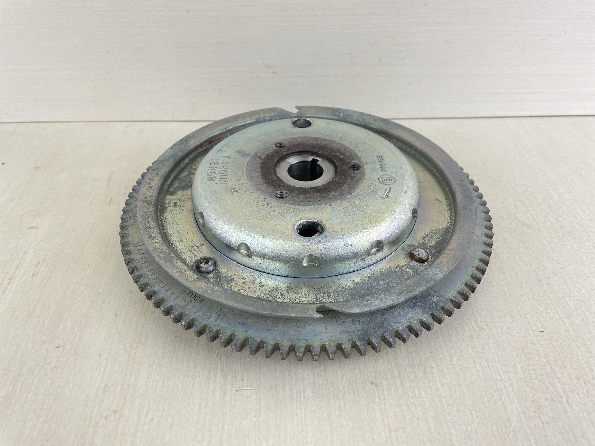 2004 Yamaha 60HP 2 Stroke Outboard Flywheel Rotor Assembly 6H2-85550-00-00