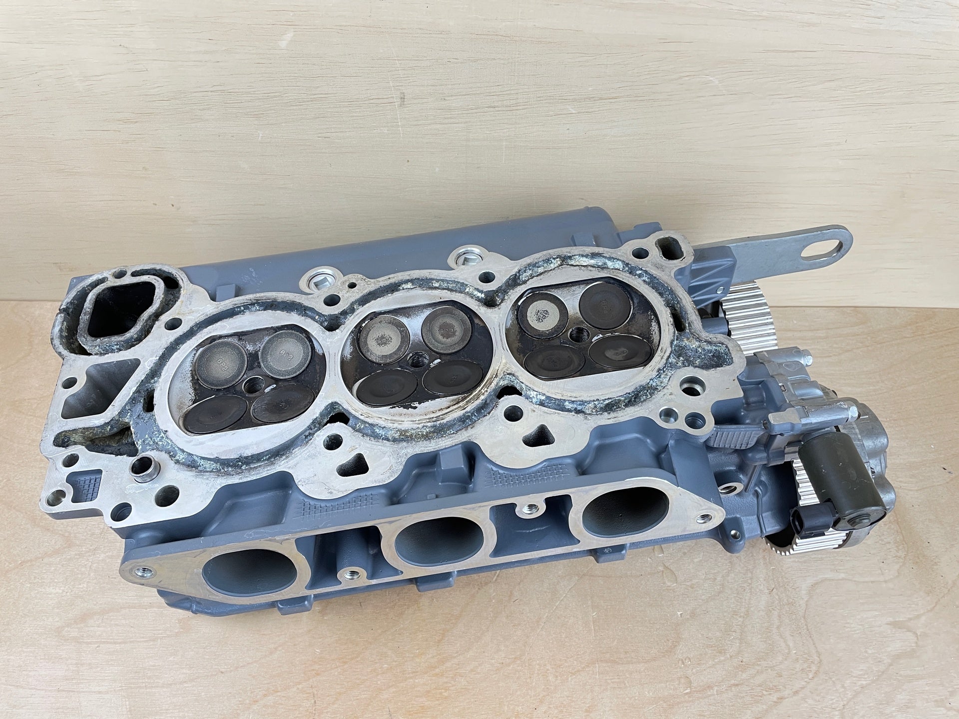 2006 Yamaha 250HP 3.3L 4 Stroke Port Cylinder Head Assembly 6P2-11120-01-94