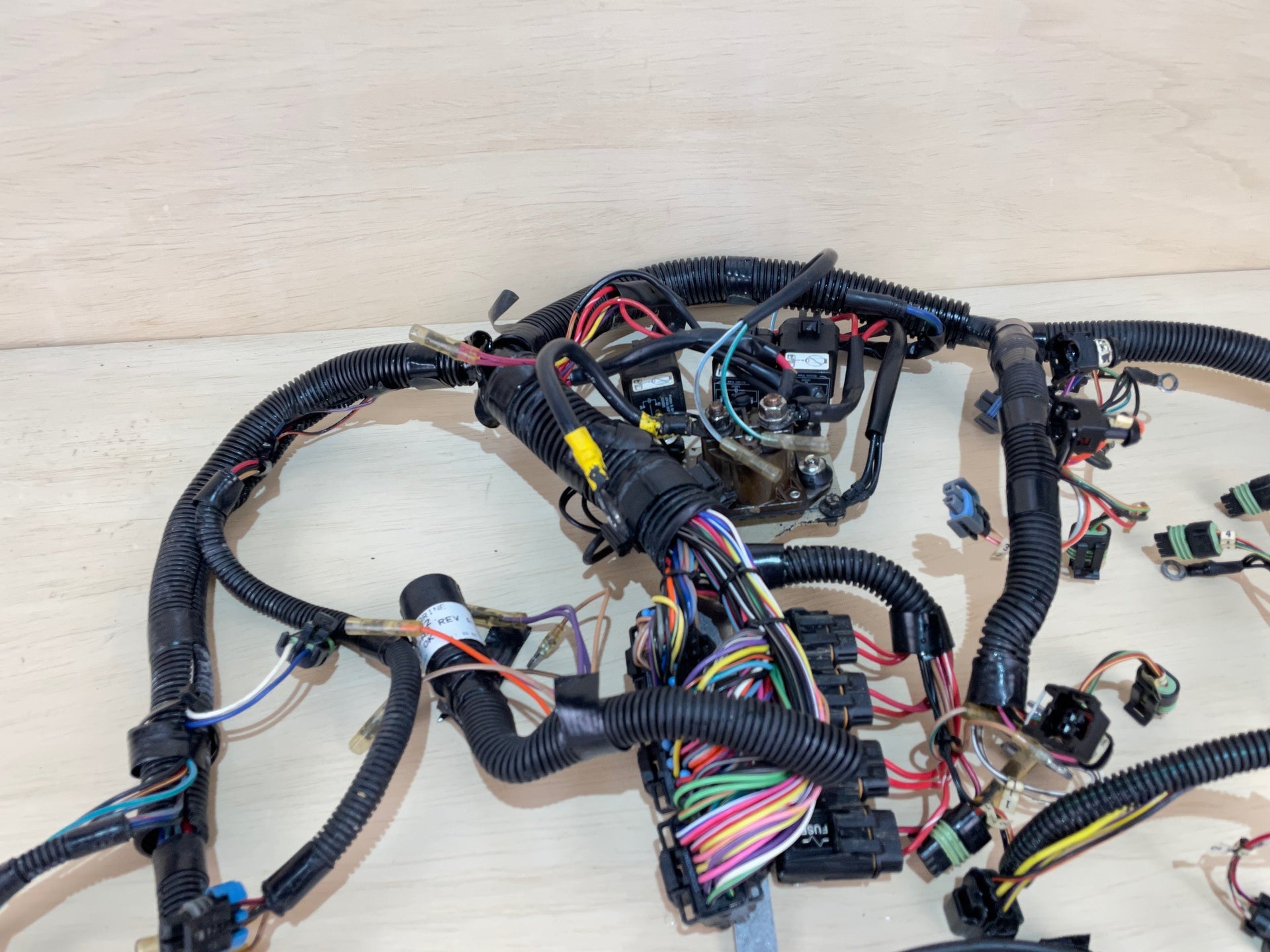 1998 Mercury Optimax 135HP Outboard Engine Wiring Harness Assembly 850681A2