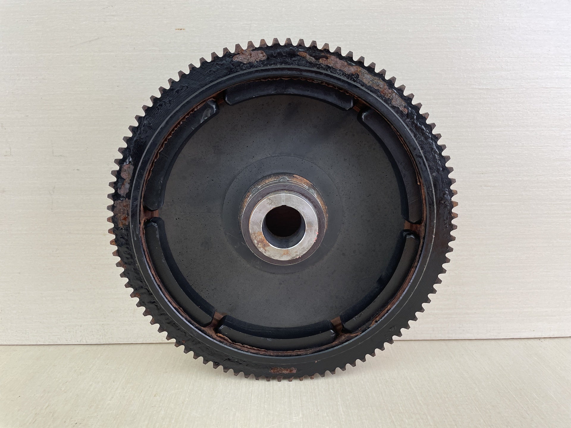 8722A15 Mercury 40HP 2 Stroke Flywheel Assembly 1989-19978