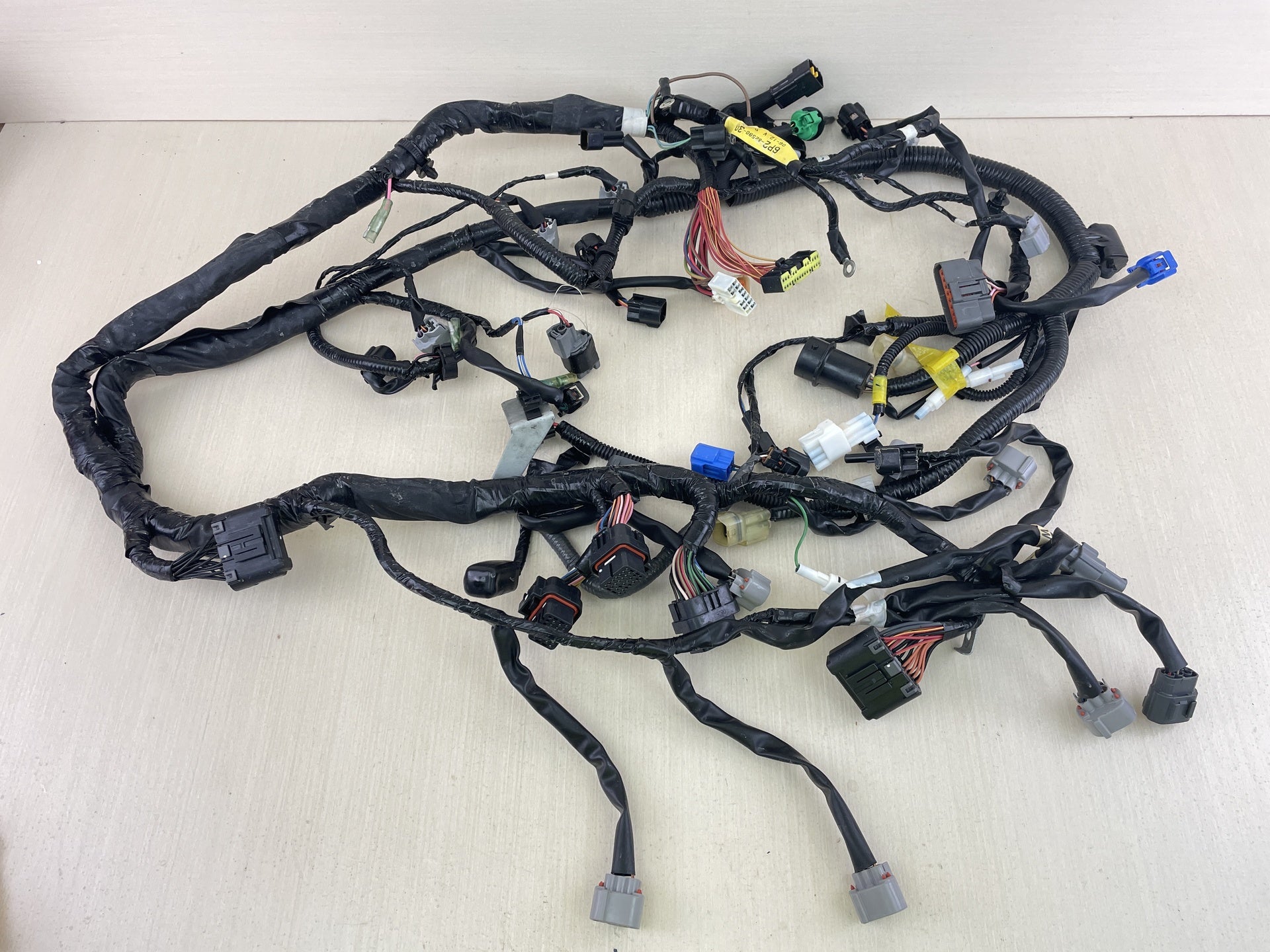 Yamaha 3.3L 4 Stroke Outboard Engine Wire Harness Assembly Complete 6P2-82590-30-00