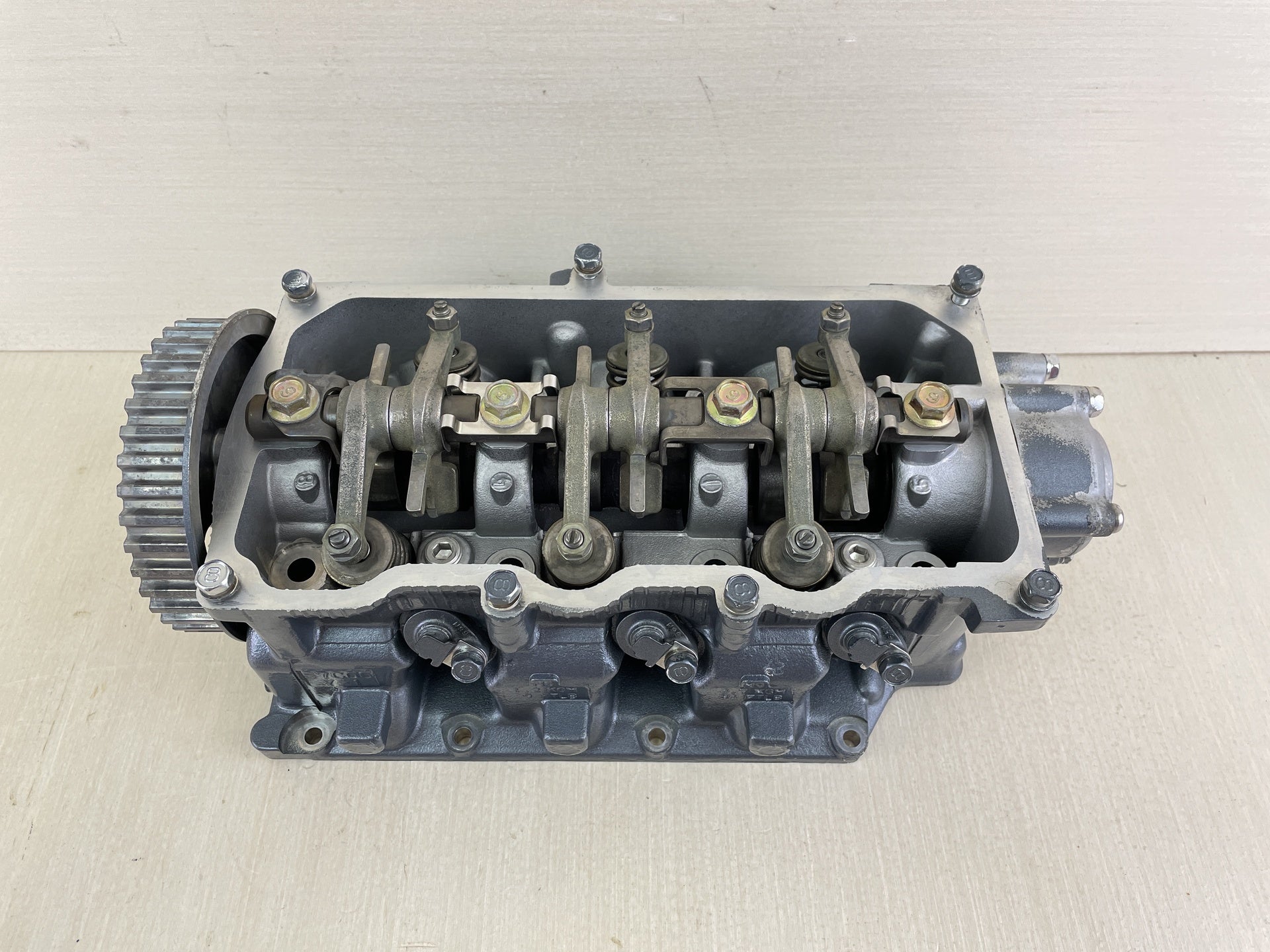 2000 Yamaha 40HP 4 Stroke Outboard Cylinder Head Assembly 67C-W009A-00-4D