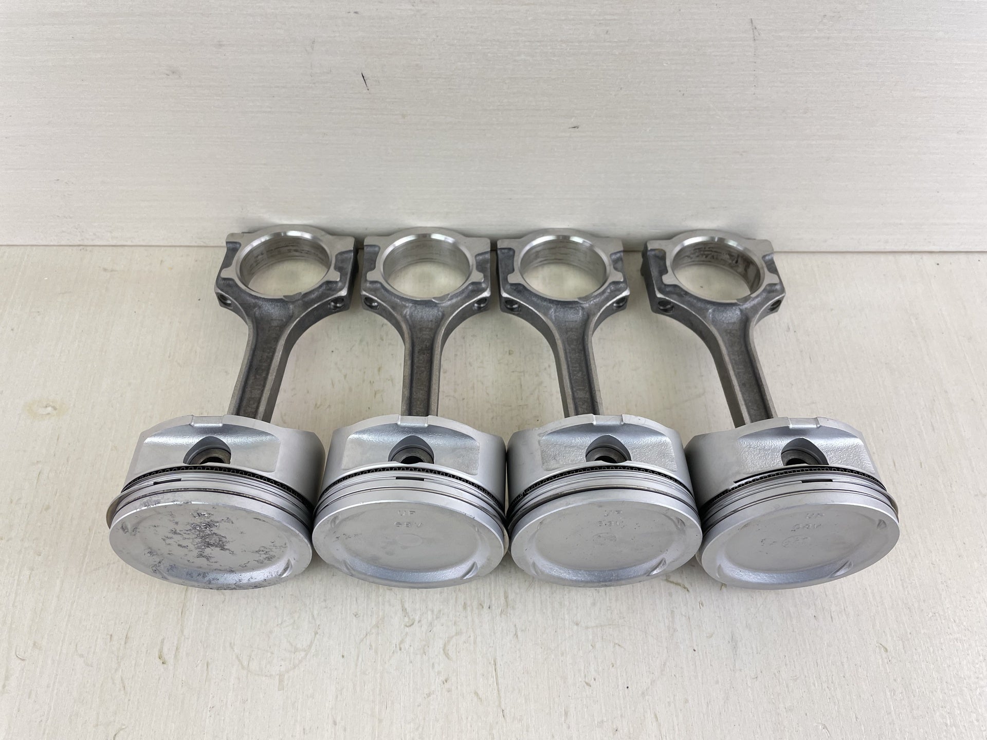 03-04 Yamaha 75 90 HP 4 Stroke Outboard Piston & Connecting Rod Set 60C-W1164-00-00
