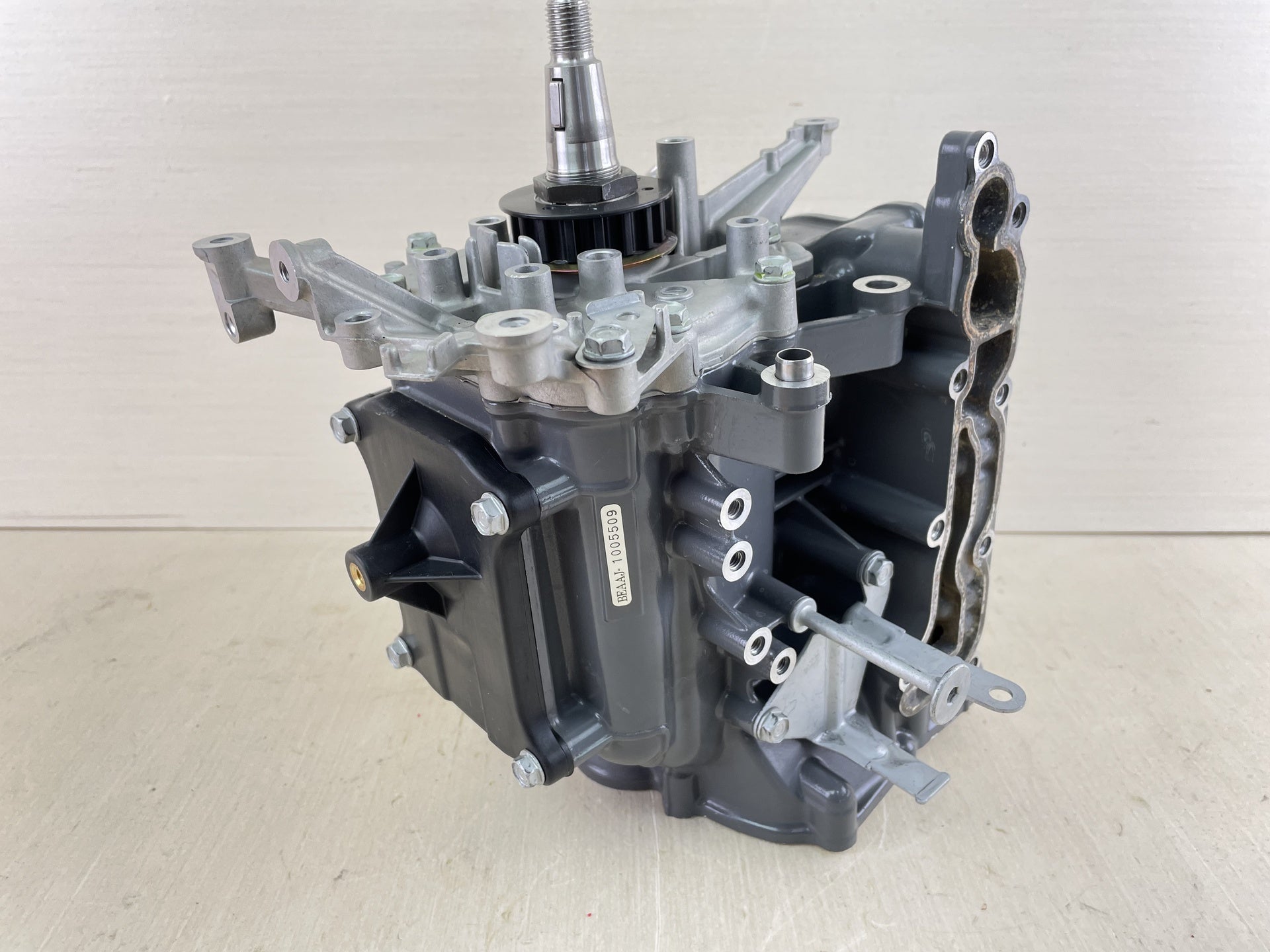 2001 - 07 Honda 8 9.9HP Crankcase Short Block Complete 12000-ZW9-405ZA