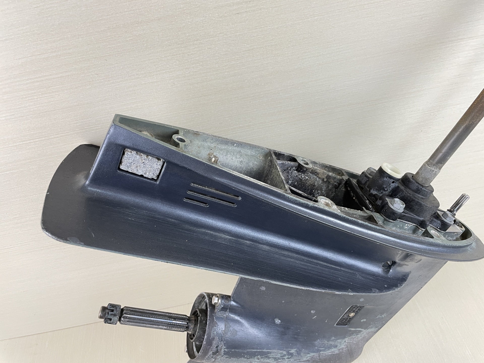 2000 Yamaha 50HP 2 Stroke Outboard 20" L Lower Unit Gearcase RH 63D-45300-11-4D  