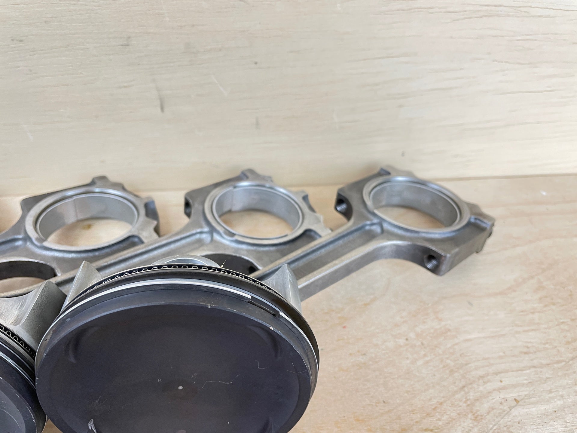 2008 Yamaha 350HP Outboard Piston & Connecting Rod Set 6AW-W1164-01-00