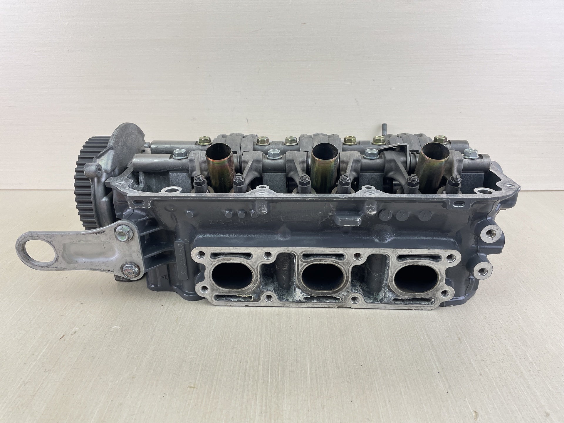 2002-2005 Honda 200 225 HP 4 Stroke Outboard Port Left Cylinder Head 12225-ZY3-000ZA